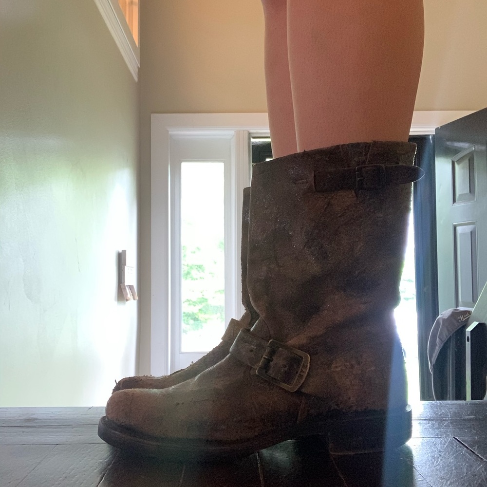 FRYE Distressed Brown Cowgirl Boots!
